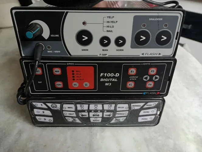 MÓDULO AMPLIFICADOR PARA AMBULÂNCIA 