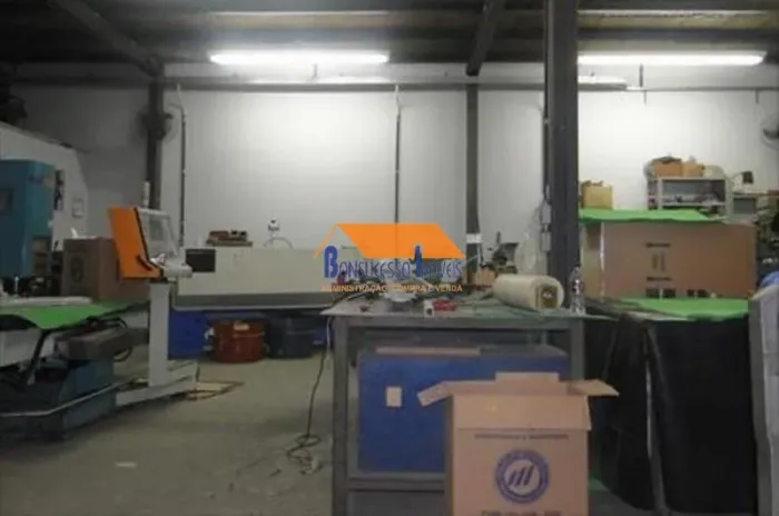 galpão no Bairro Palmeiras