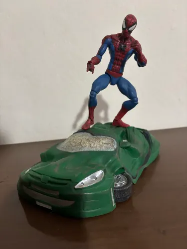 Figura de Ação Homem-Aranha - Marvel Select (Diamond Select Toys)