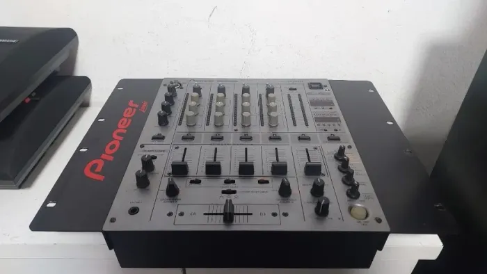 mixer djm 600