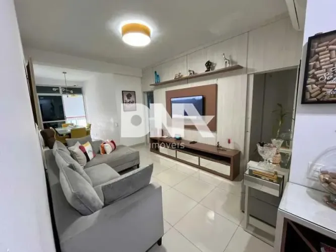 Apartamento : / Residencial / Glória