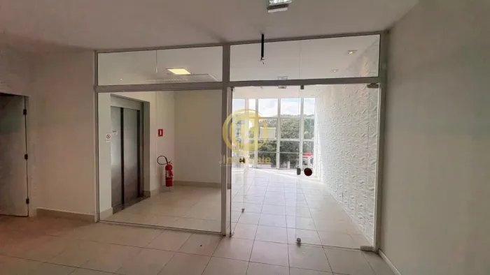 Mega Sala Comercial para Locação ? Espaço Corporativo de Alto Padrão - Centro - São José d