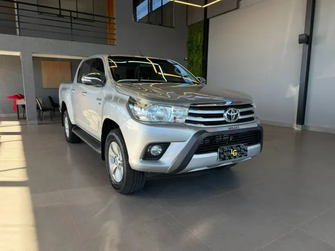 Toyota Hilux CD SRV 4X4 2.7 Flex 16V Aut. 2017
