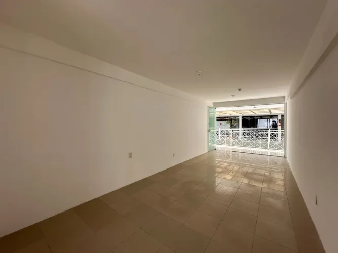 Sala comercial para alugar na Galeria Piedade Center, em Piedade 30,87m², banheiro privat