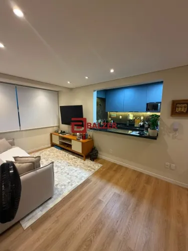 Apartamento 2 dormitórios com garagem
