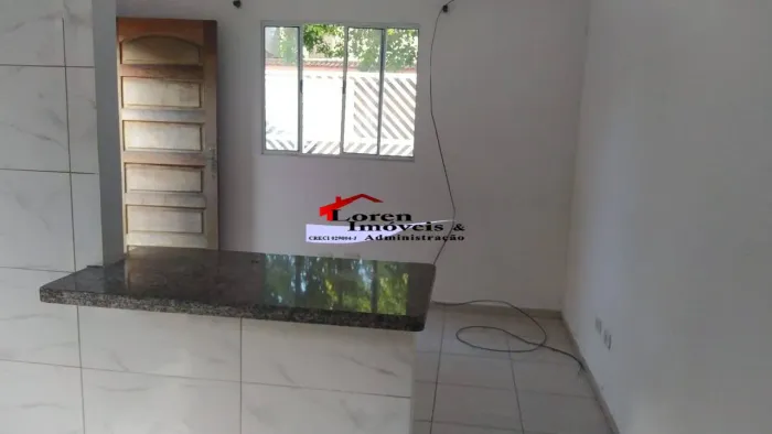 Casa de 1 dormitório em condomínio Esplanada dos Barreiros!