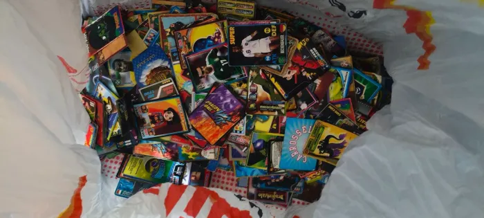 Vendo essas cartinhas para bater bafo