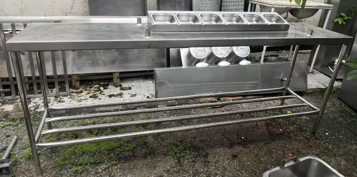 Bancada Condimentadora industrial 2,26m+Paneleiro+ 6 Cubas 