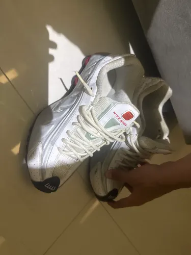 VENDO NIKE SHOX R4 CINZA E VERMELHO GUARULHOS 