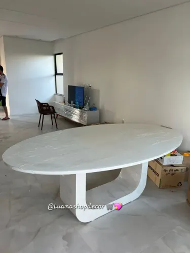 Mesa de Jantar Oval Luxo - Mesa 100% Mdf com Vidro Laqueado 