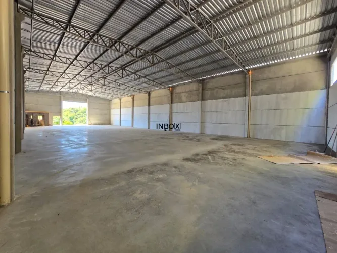 PAVILHÃO COM 650M² DISPONÍVEL PARA LOCAÇÃO NA GARIBALDINA NA CIDADE DE GARIBALDI