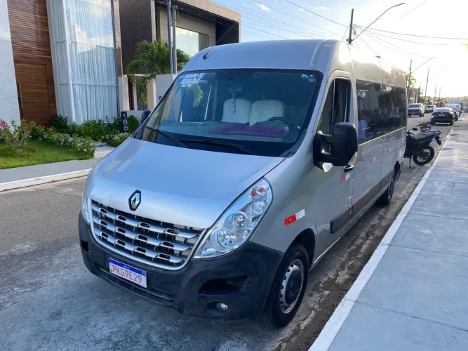 Renault Master 2.3 DCI VIP Longo 16L Diesel 2017