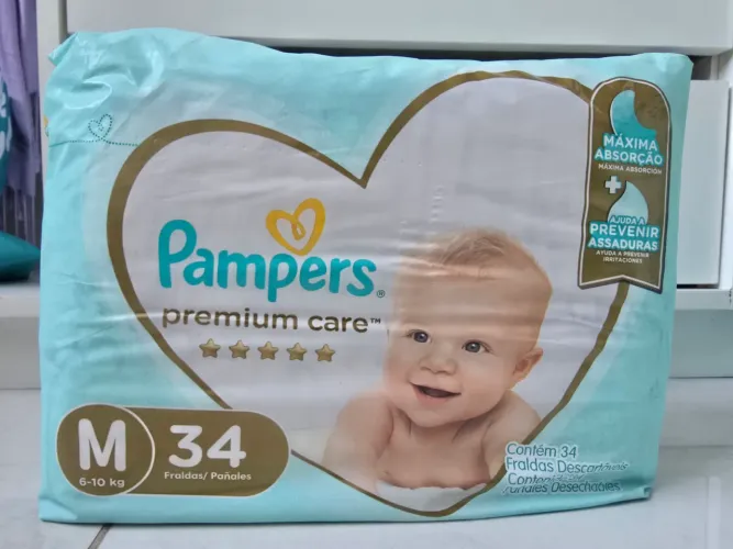 Fralda Pampers Premium Care M