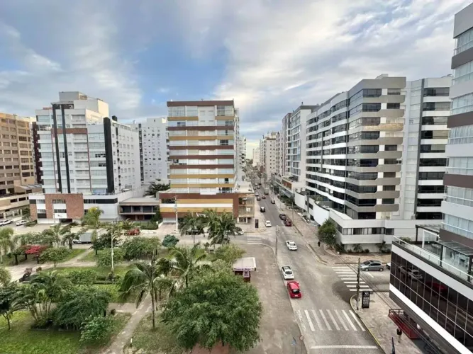 OPORTUNIDADE EM CAPÃO DA CANOA  BAIRRO NAVEGANTES em Capão da Canoa - RS - 3 quartos sendo