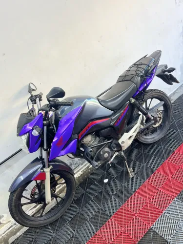 Titan 160