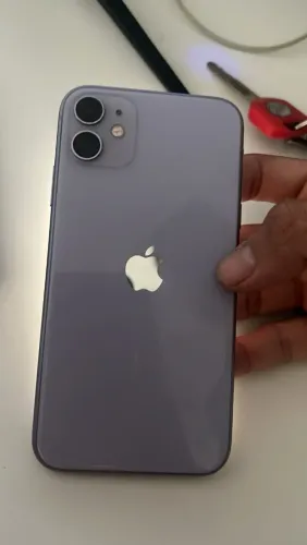 IPHONE 11 64 GIGAS
