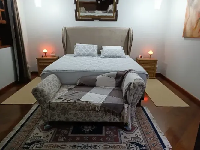 CAMA SUPER LUXO KING KOIL XL BLACK + CABECEIRA IMPERIAL + CONJUNTO DE MOVÉIS