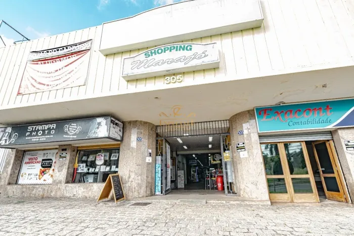 LOJA PARA LOCAÇÃO NO SEMINÁRIO COM APROX. 350 M2 PRIVATIVOS