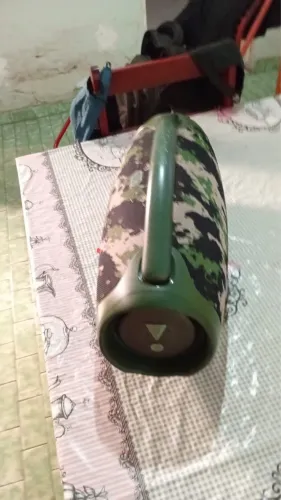 JBL bombox 3