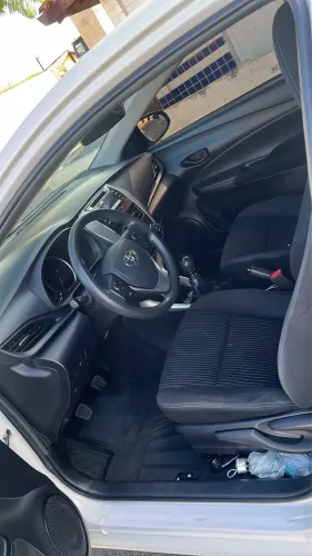 Toyota Yaris XL Live Sedan 1.5 Flex 16V 4P MEC 2021