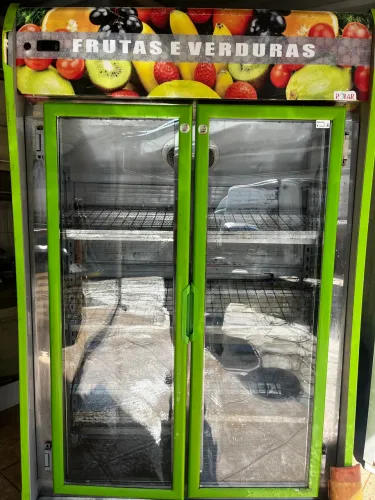 Expositor Refrigerado Auto Serviço Para Frutas E Verduras Polar 2 Portas 127 Verde