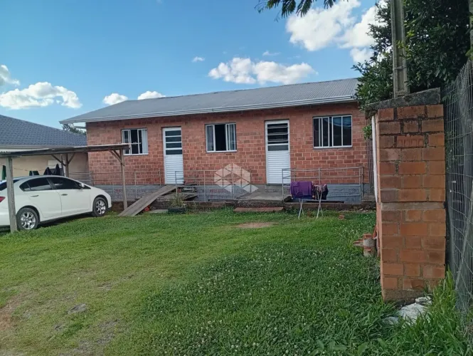 Casa com oito dormitórios em Linha São Luiz de Nova Sardenha