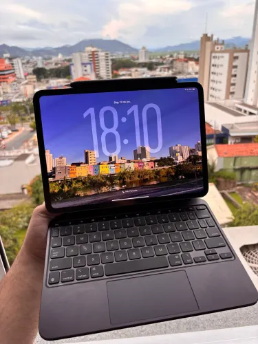 iPAD Pro M4 11 256 + MAGIC KEYBOARD + Apple Pencil Pro