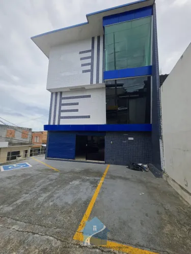 Ponto Comercial na Avenida Tefé - Raiz