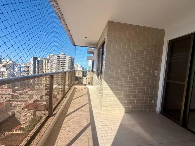 RG - 03 Quartos andar alto, sol da manha e vista panorâmica em Itapua