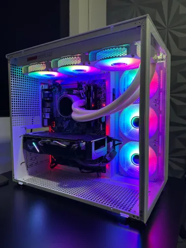 PC Gamer Ryzen 7 5700 + 16GB RAM + GTX 1660 Super 6GB