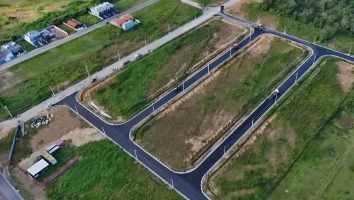 Barbada!Terreno/Lote plano c/ 250 m² em São José - Loteamento Vivenda Praianos