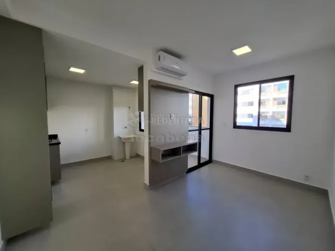 Nau Vivendas - Apartamento para Locação com 02 quartos e armários planejados.