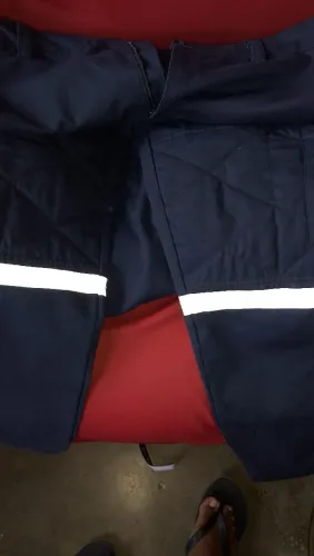 Uniforme de bombeiro civil 