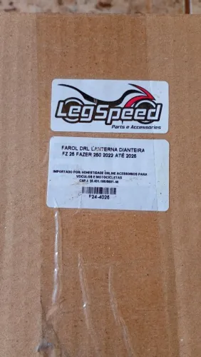 Vendo farol de moto 