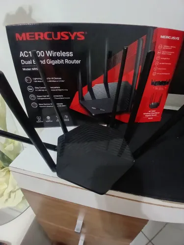Roteador mercusys ac 1900 po 130,00 reais.