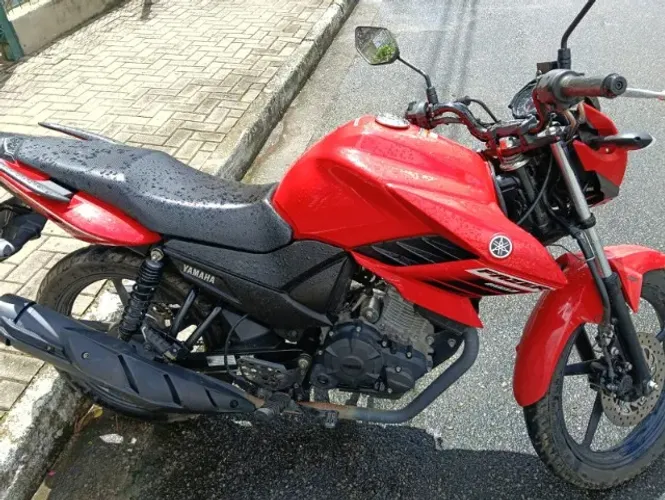 Yamaha Fazer 150 UBS 2024 - 5 mil km