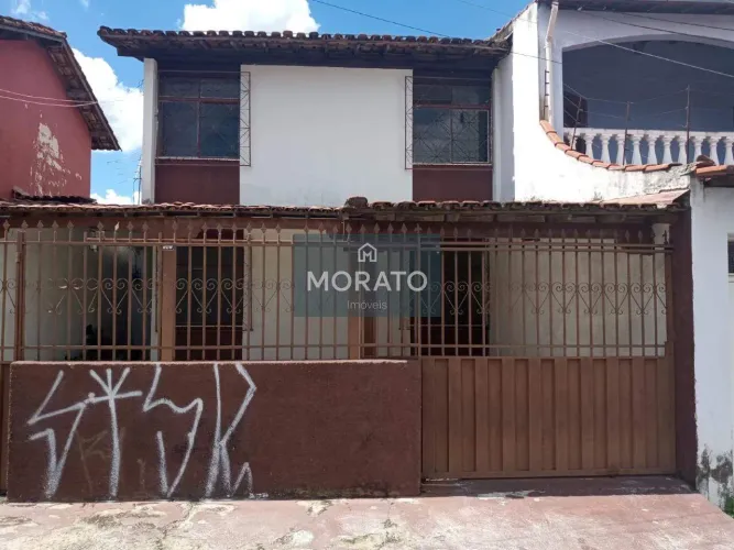 Casa geminada 3 Quartos, 2 Vagas de Garagem no Bairro Petrolândia