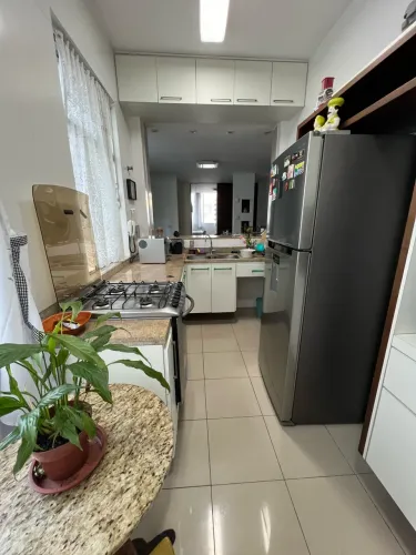 Lindo Apartamento Mobiliado com 2 Quartos (1 Suíte) na Silveira Martins