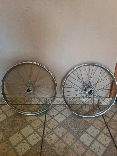 Par de aro 20 monark monareta