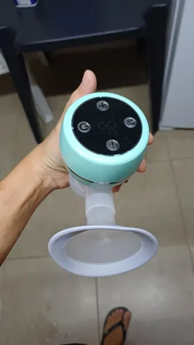 Bomba extratora de leite e concha coletora 