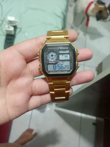 Vende-se relógio 