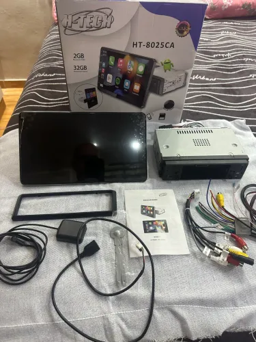 H-Tech HT-8025CA Central multimídia 1 din