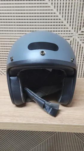 Capacete Retrô Urban Tracer TAM 58 (Excelente estado, viseira nunca usada)