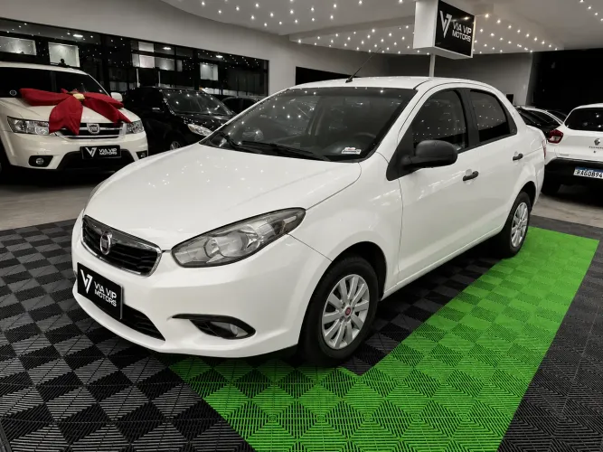 Fiat Grand Siena Essence 1.6 Flex 16V 2017