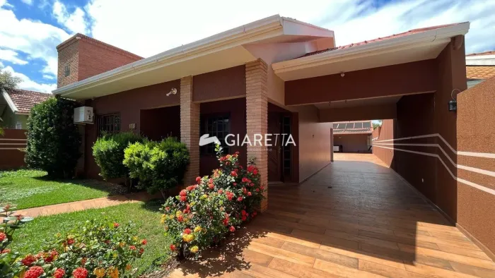 Casa ampla semi mobiliada para locação no JARDIM PANCERA, TOLEDO - PR