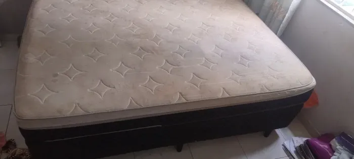 Cama box Quenn