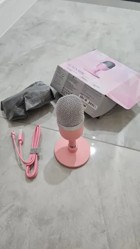Microfone Razer Seiren Mini - Rosa Quartz | Completo na caixa | Na garantia