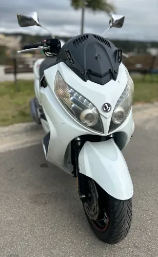 Vendo ou troco Dafra Maxsym 400i 2015