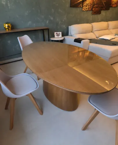 Mesa Oval 1,60x0,90 com Vidro e Base Cônica | Direto da Fábrica
