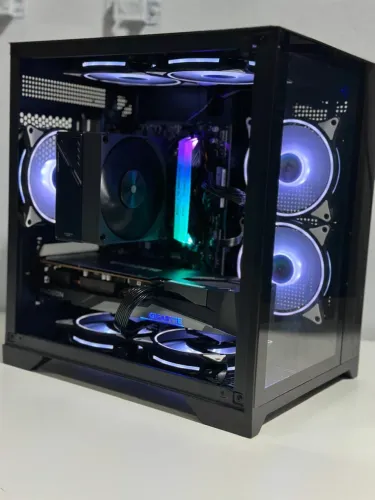 Pc gamer Intel 14th rx7600